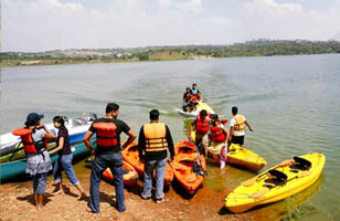 Rs. 899 to enjoy games and food worth Rs. 1500 
			        		
			        			View Rate Card