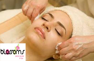 Blossoms Unisex Salon & Spa