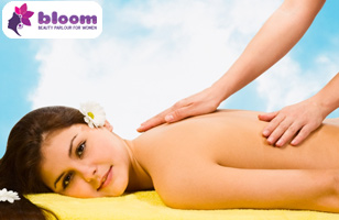 Rs. 299 to avail beauty services worth Rs.1650 at Bloom Beauty Parlour