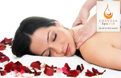Rs. 749 to get a gift voucher worth Rs 1000 