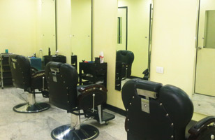 Rs. 529 for hair spa, haircut & pedicure or manicure worth Rs. 2400