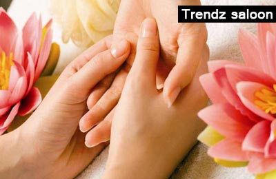 Rs. 349 for diamond facial, haircut, head massage, manicure & pedicure worth Rs. 2100