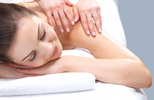 Rs. 375 for full body massages and 2 weight loss sessions worth Rs. 2000  