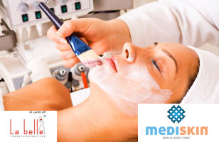 Rs. 199 for one session of acne scar removal treatment worth Rs. 2500