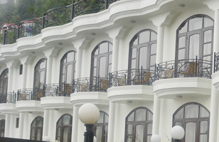Mussoorie Gateway Resort (Festive Offer)
