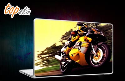 Rs. 200 for laptop skin worth Rs. 500 delivered at your doorstep by Topskin