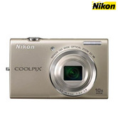 Nikon Coolpix S6200 16 MP Point & Shoot (Silver)