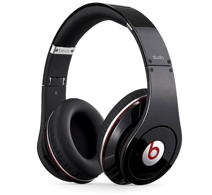 Beats Over Ear With Mic Headphones/Earphones Buy Beats Over Ear With
